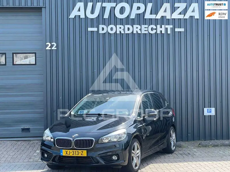 2017 BMW 225