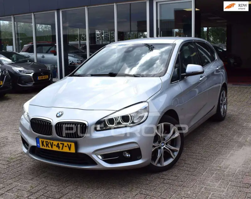 2017 BMW 225