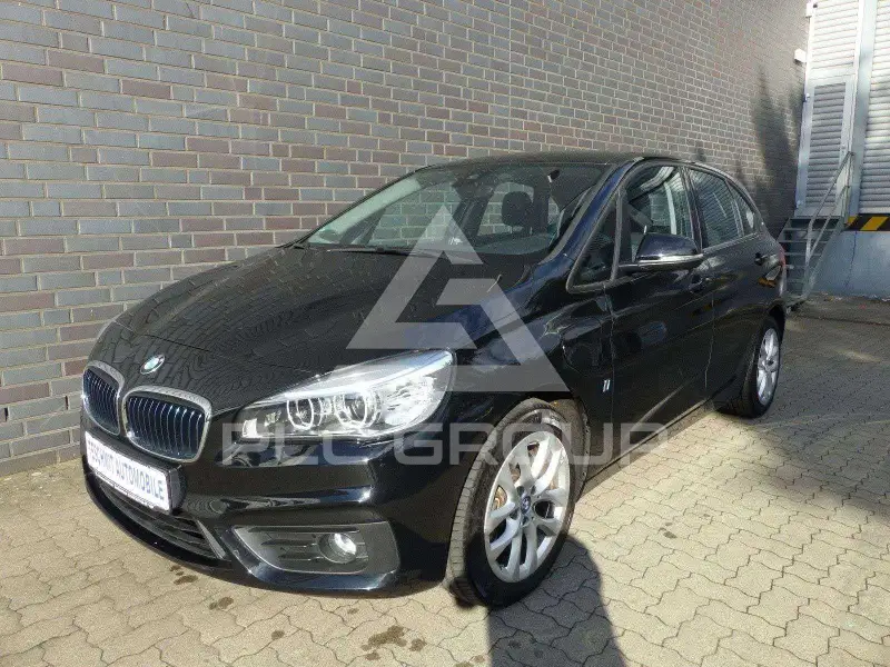 2017 BMW 225