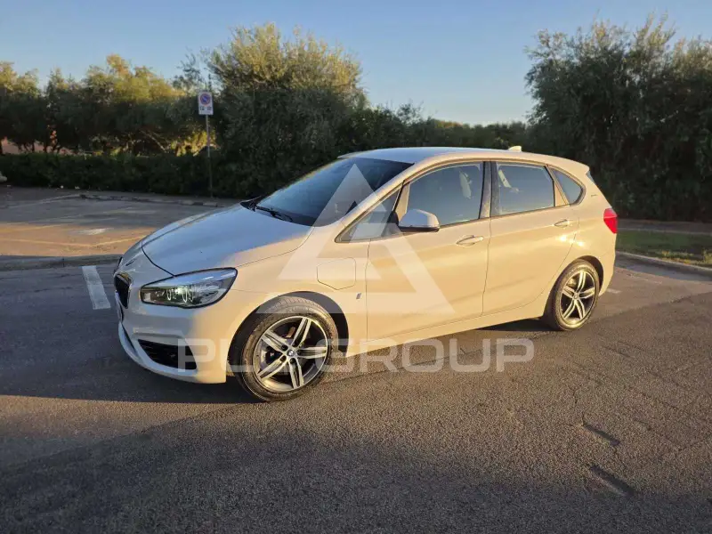 2017 BMW 225