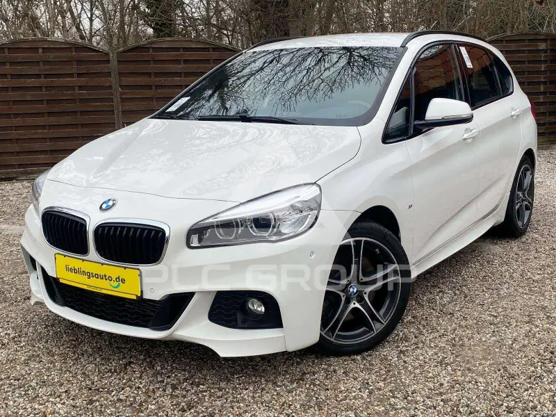 2017 BMW 225