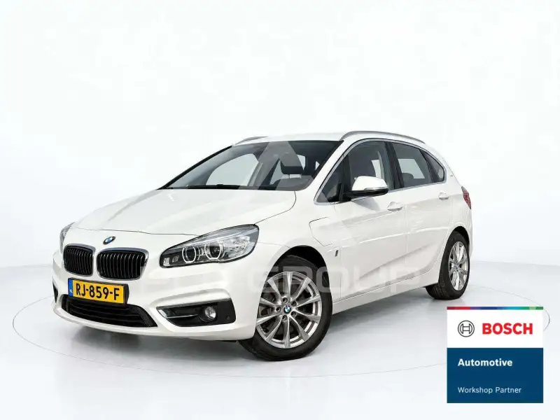 2017 BMW 225