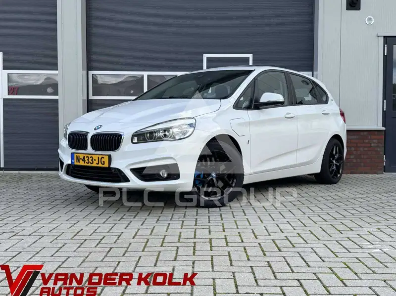 2017 BMW 225