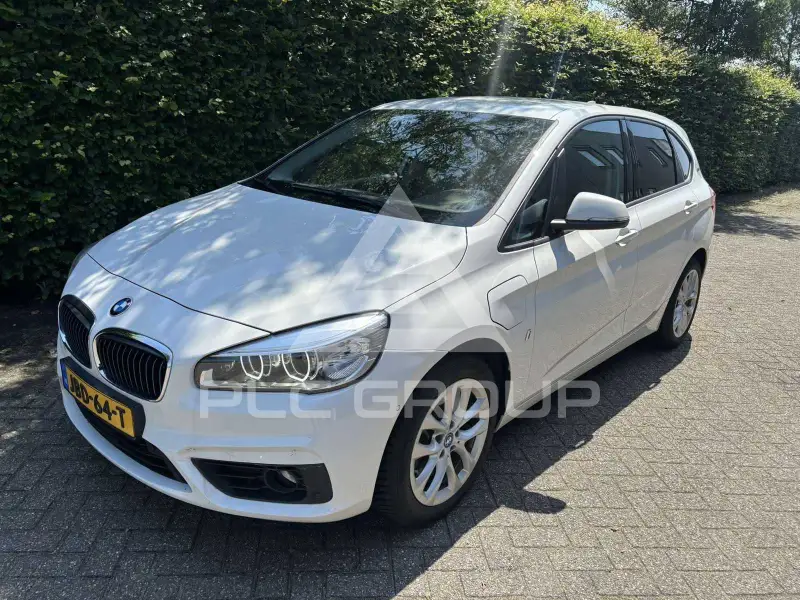 2017 BMW 225