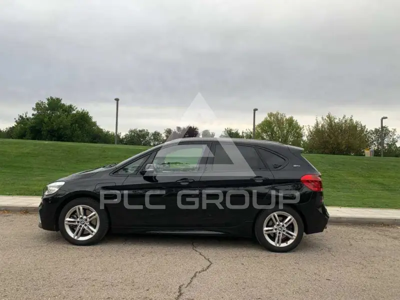 2017 BMW 225