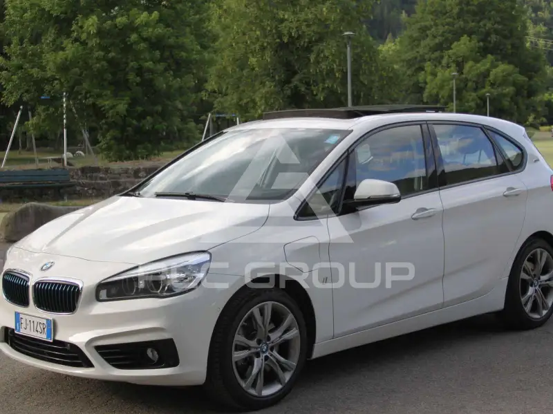 2017 BMW 225