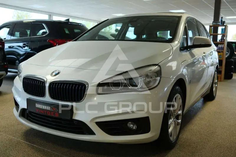 2017 BMW 225