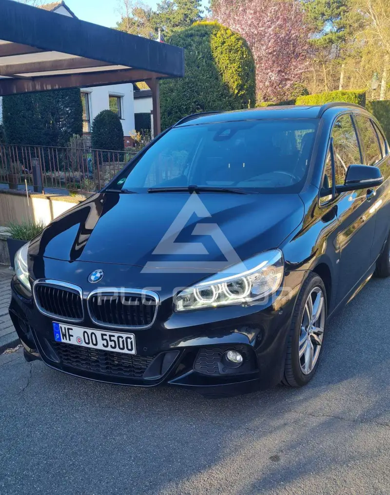 2017 BMW 225