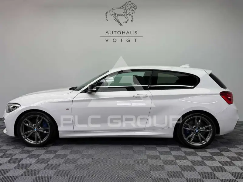 2017 BMW 140M
