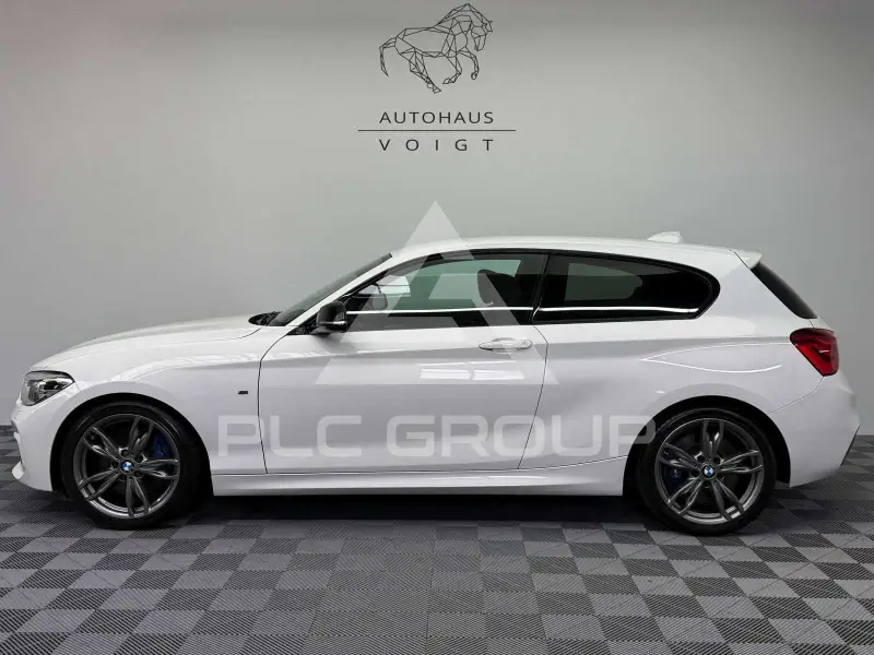 2017 BMW 140M