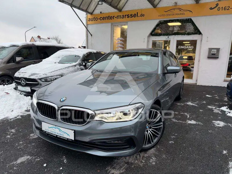 2017 BMW 525