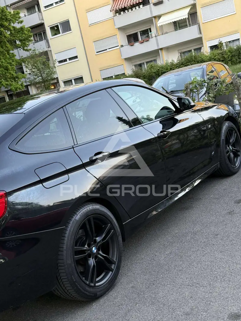 2017 BMW 320