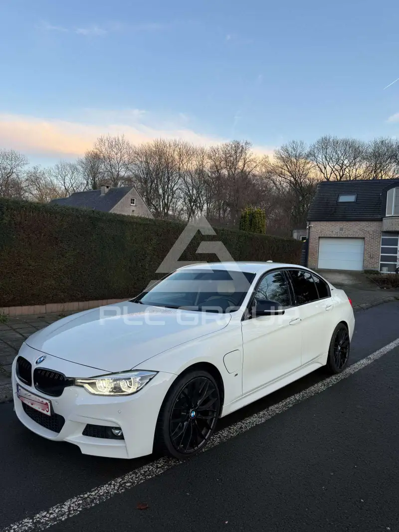 2017 BMW 330