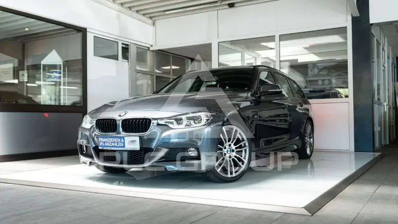 2017 BMW 330