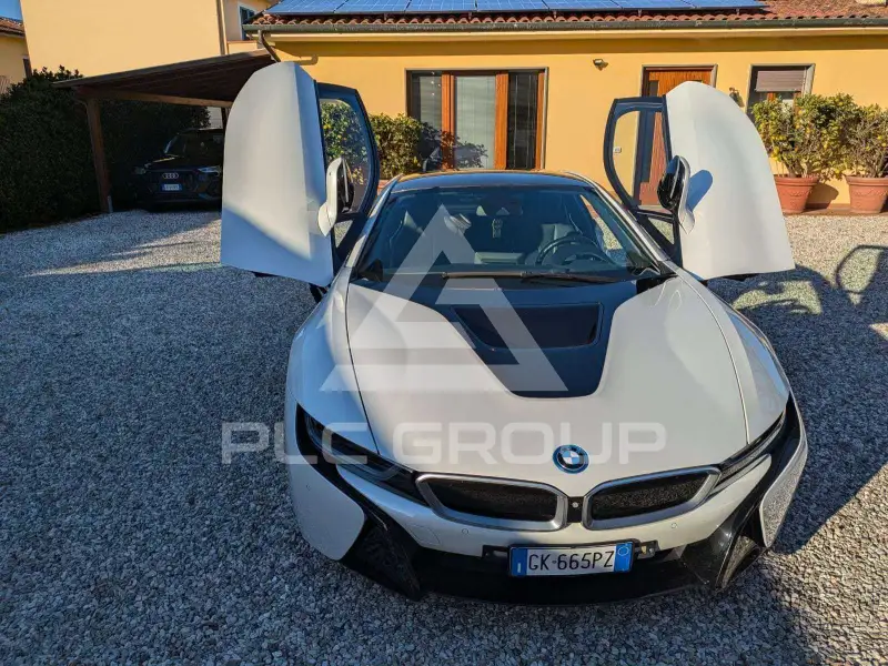 2017 BMW I8