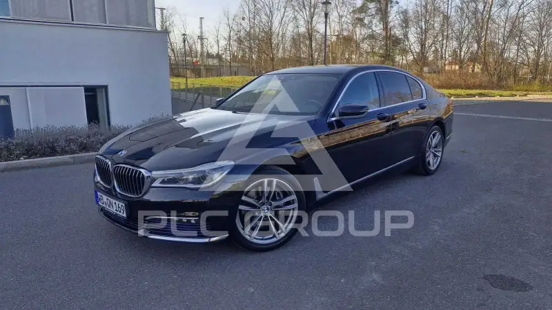2017 BMW 730