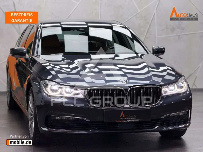 2017 BMW 730
