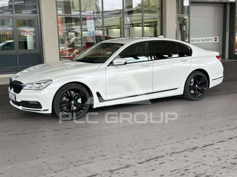 2017 BMW 730