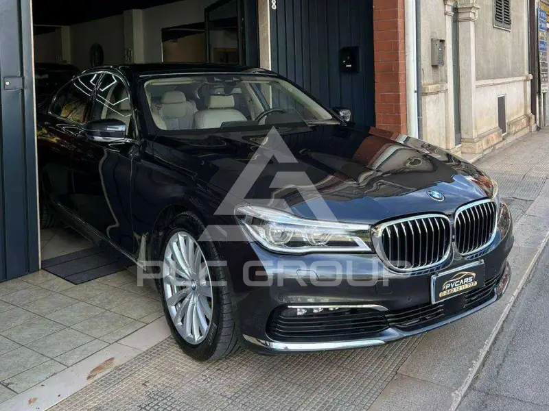 2017 BMW 730