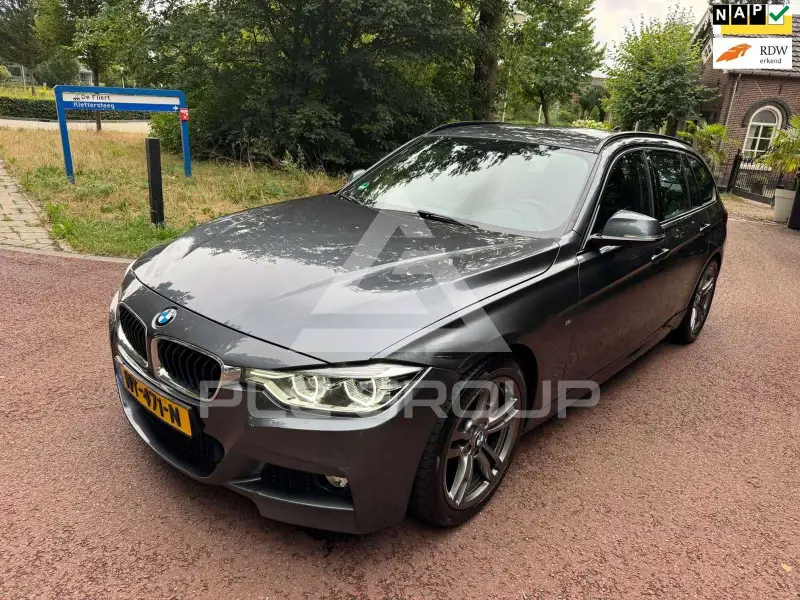 2017 BMW 318