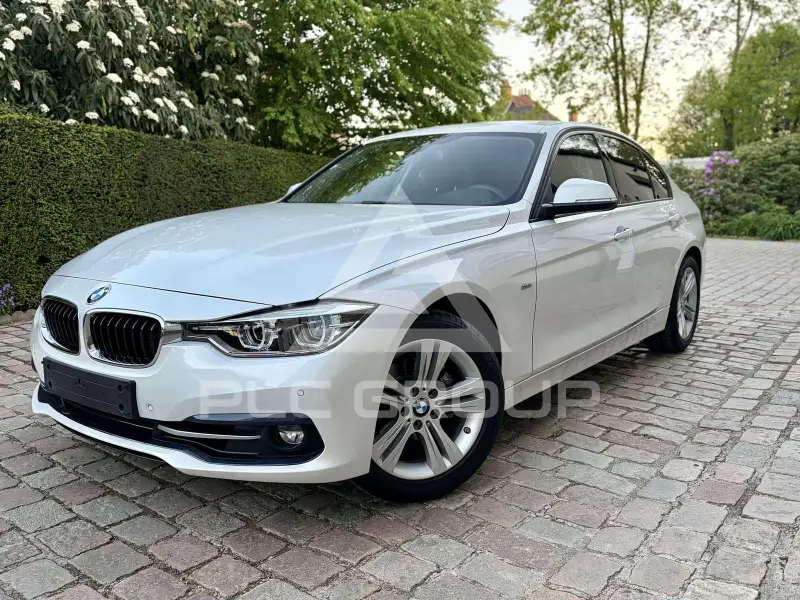 2017 BMW 318