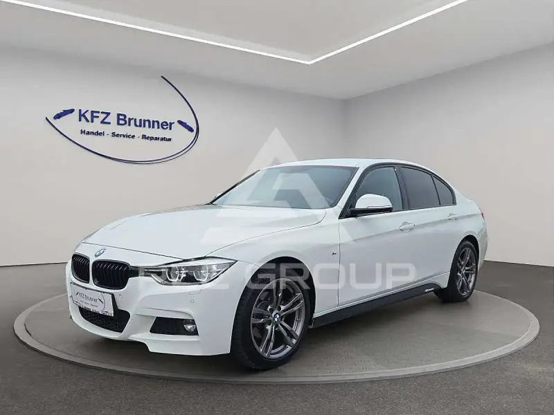 2017 BMW 318
