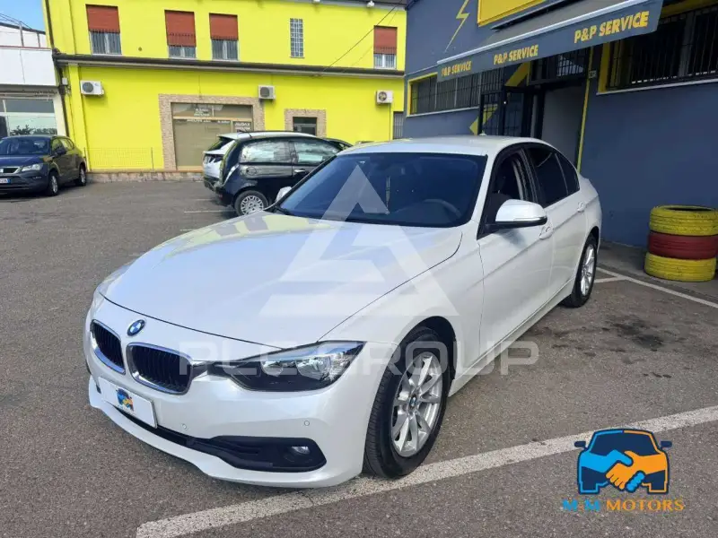 2017 BMW 318