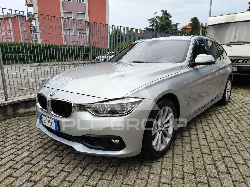 2017 BMW 318