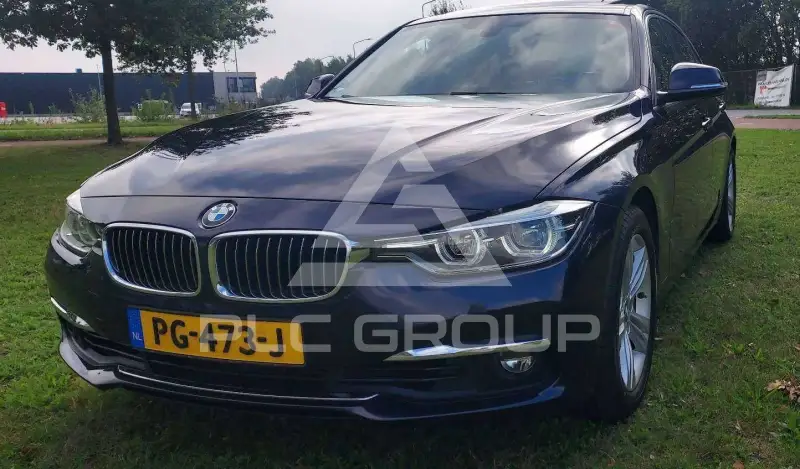 2017 BMW 318
