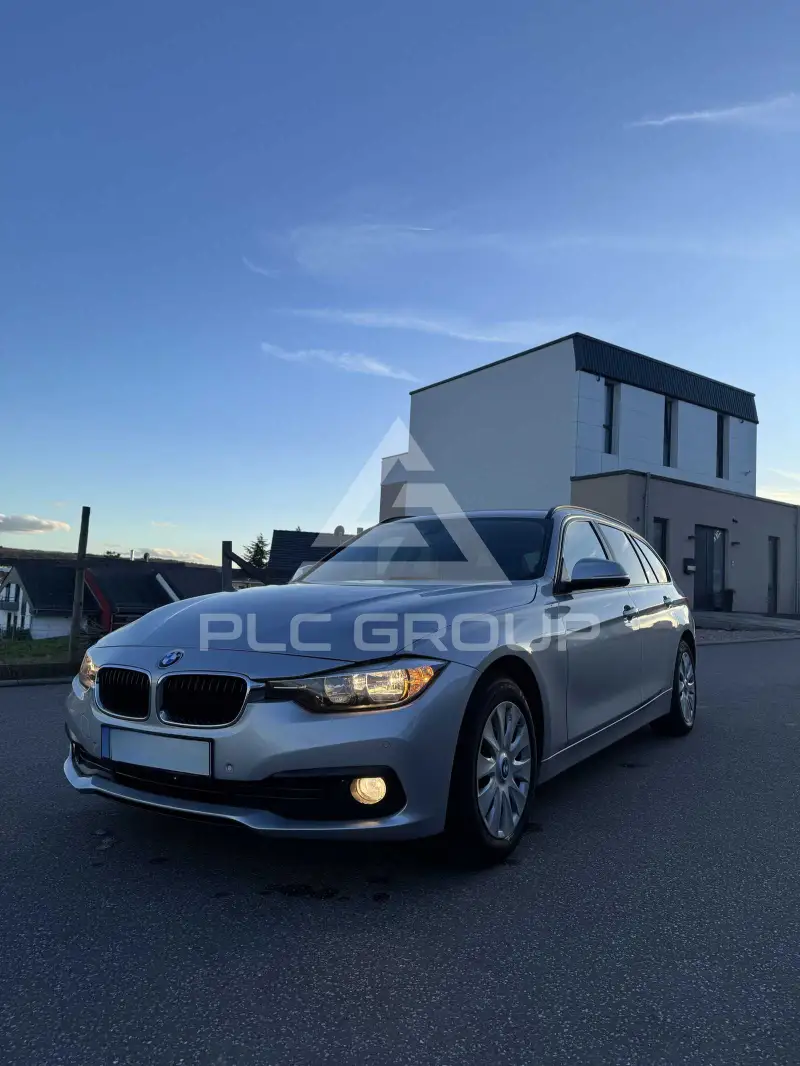 2017 BMW 318