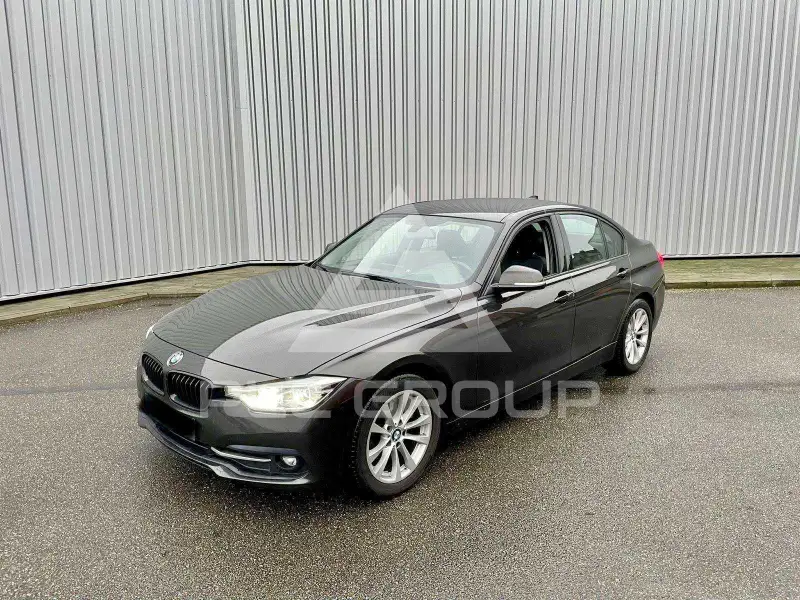 2017 BMW 318