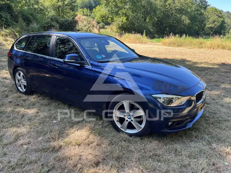 2017 BMW 318
