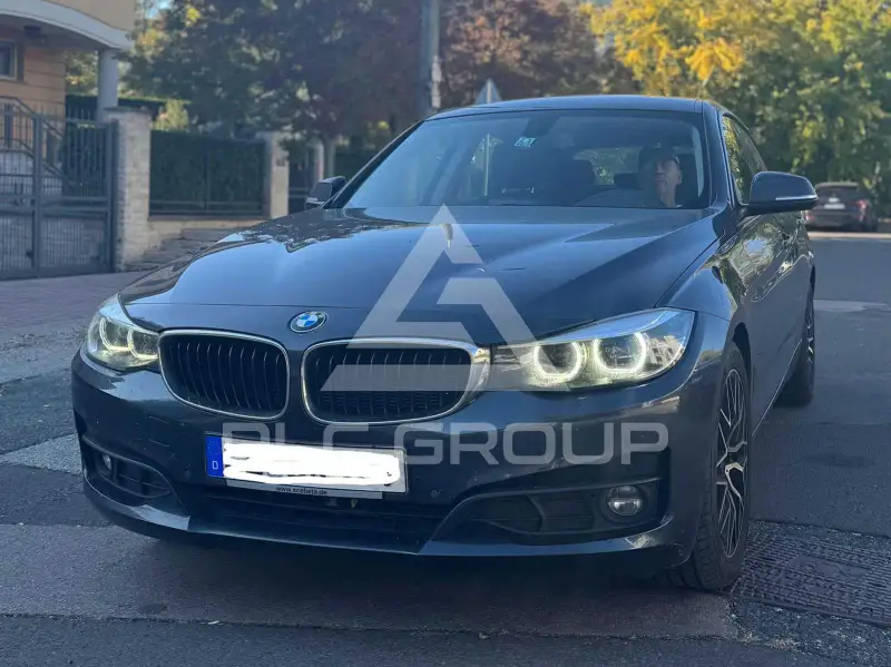2017 BMW 318