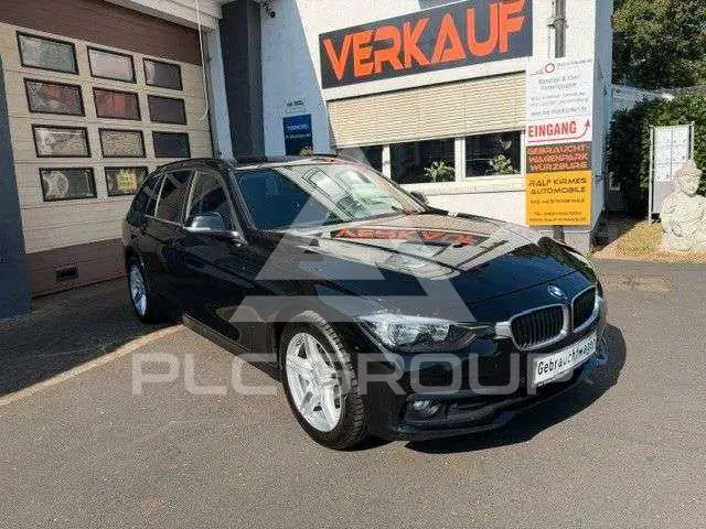 2017 BMW 318