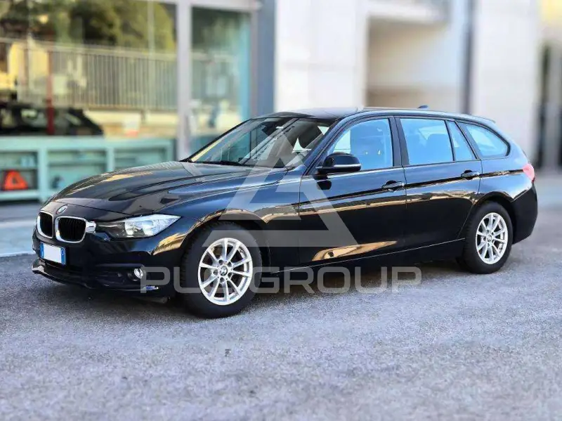 2017 BMW 318
