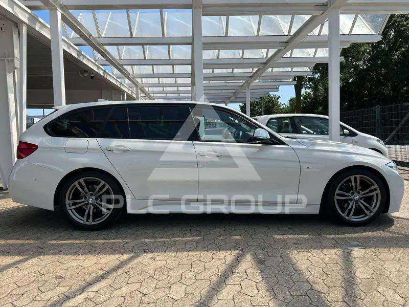 2017 BMW 318