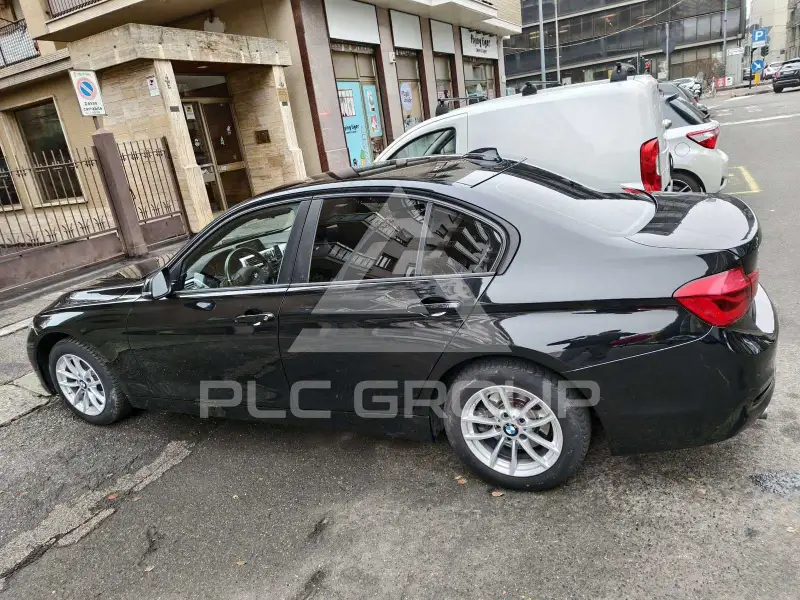 2017 BMW 318