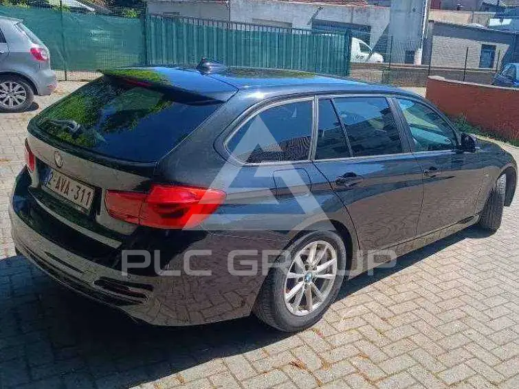2017 BMW 318
