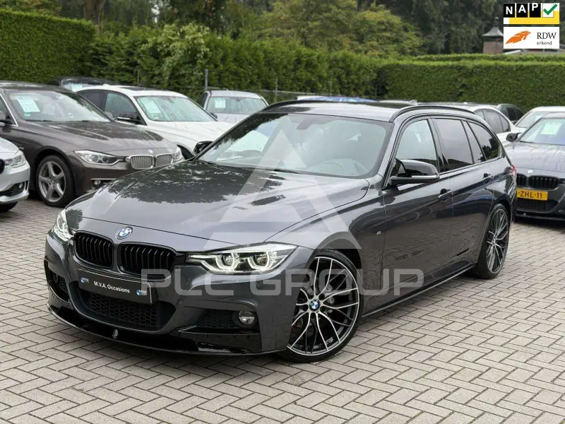 2017 BMW 318