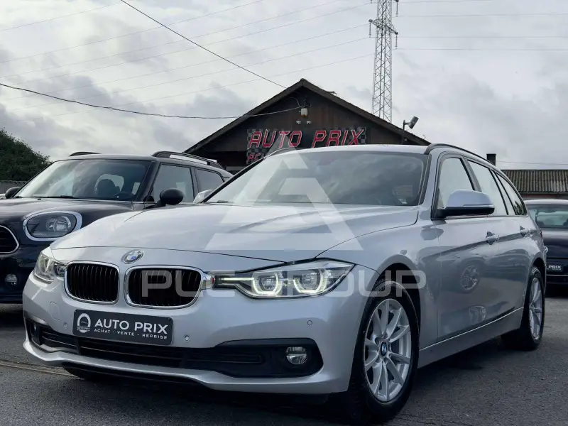 2017 BMW 318