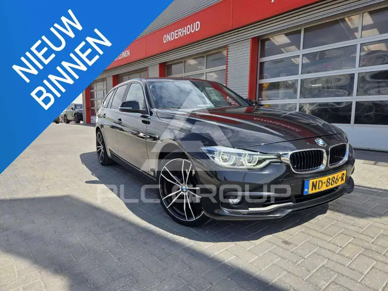 2017 BMW 318