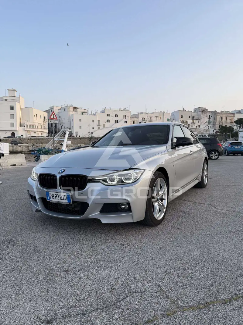 2017 BMW 318
