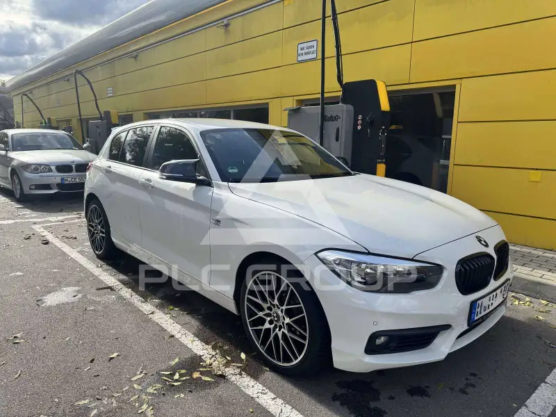 2017 BMW 118