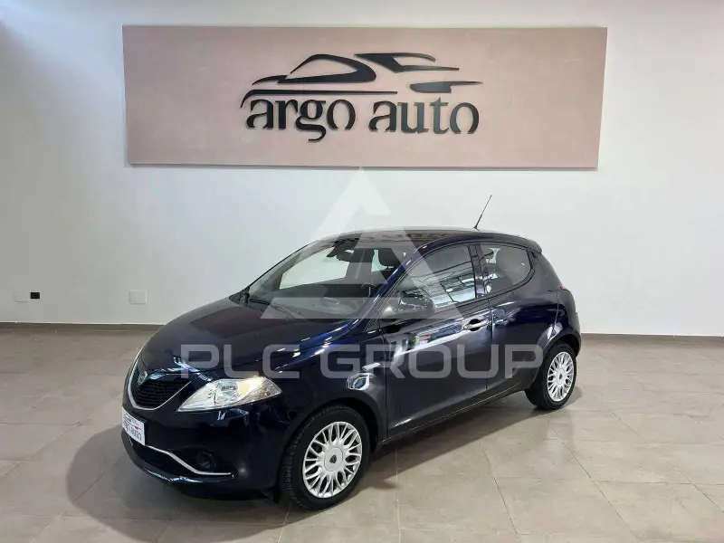 2017 Lancia YPSILON