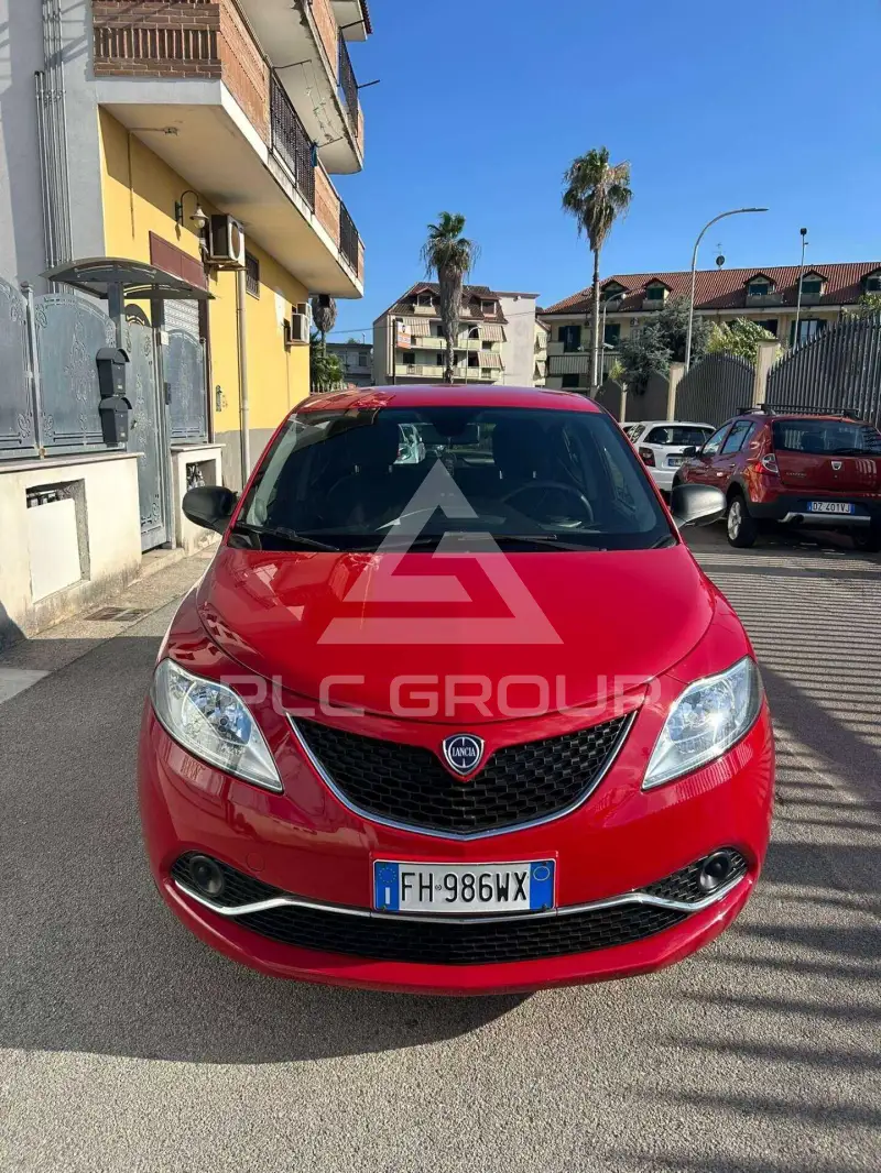 2017 Lancia YPSILON