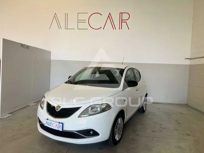 2017 Lancia YPSILON