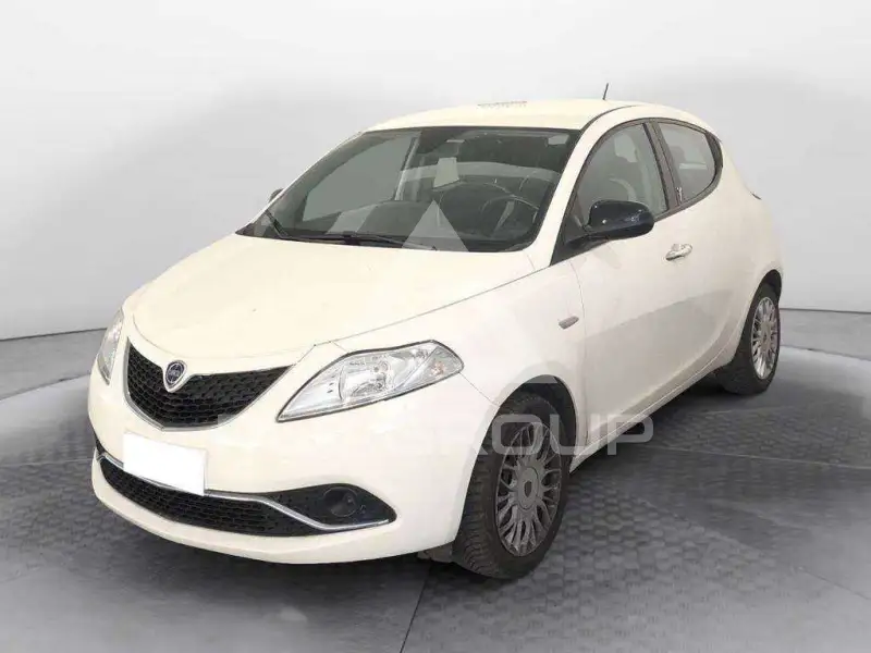 2017 Lancia YPSILON