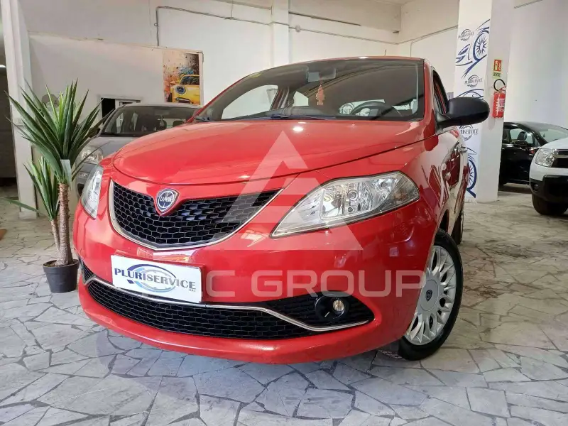 2017 Lancia YPSILON