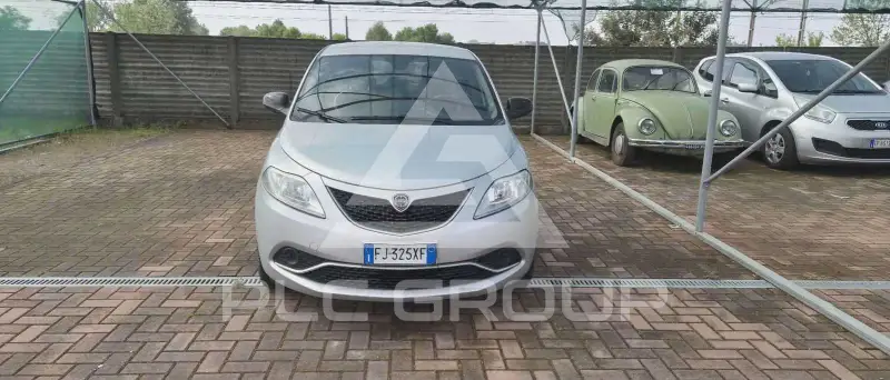 2017 Lancia YPSILON