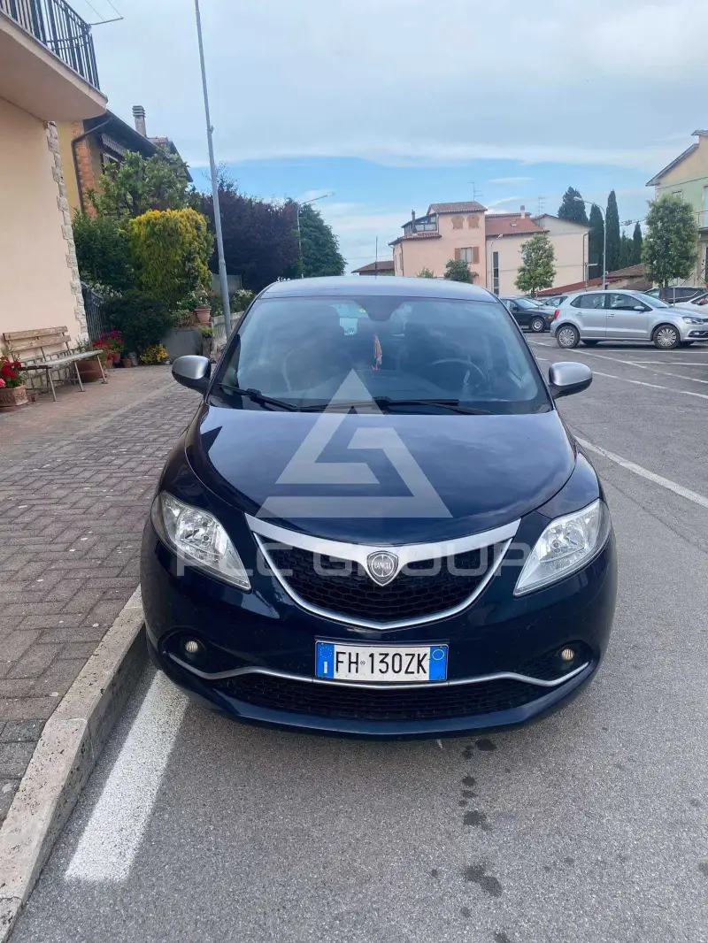 2017 Lancia YPSILON